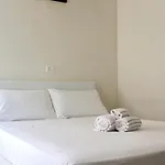 ホテル Domus
